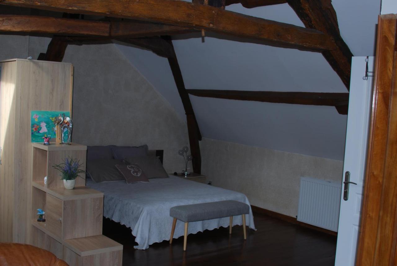 La Petite Marguerite Bed & Breakfast Chitenay Exterior photo