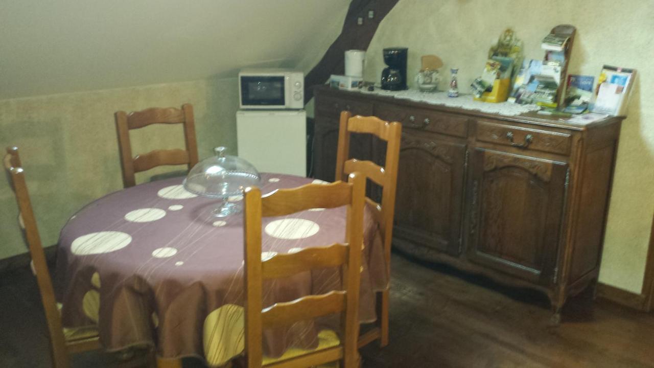 La Petite Marguerite Bed & Breakfast Chitenay Exterior photo