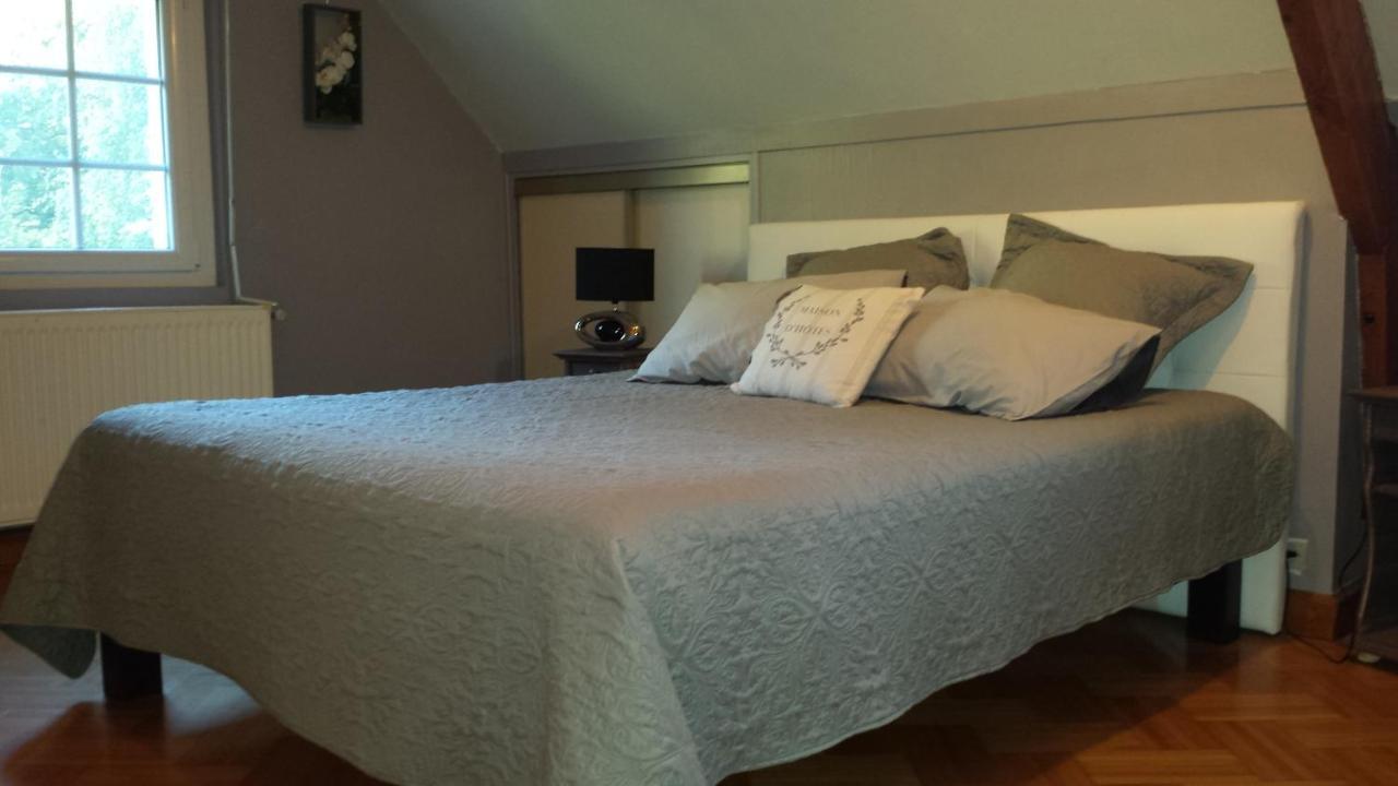 La Petite Marguerite Bed & Breakfast Chitenay Exterior photo